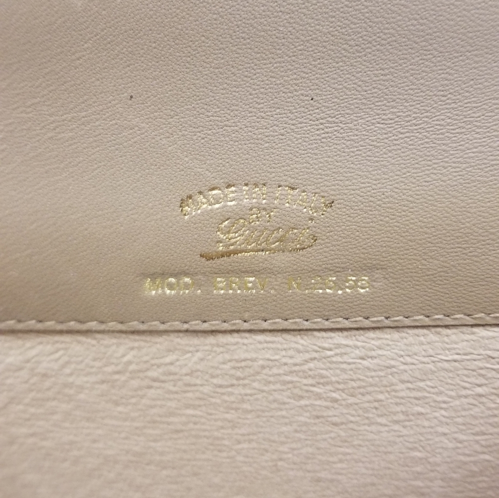 Gucci - Picture 4 of 4
